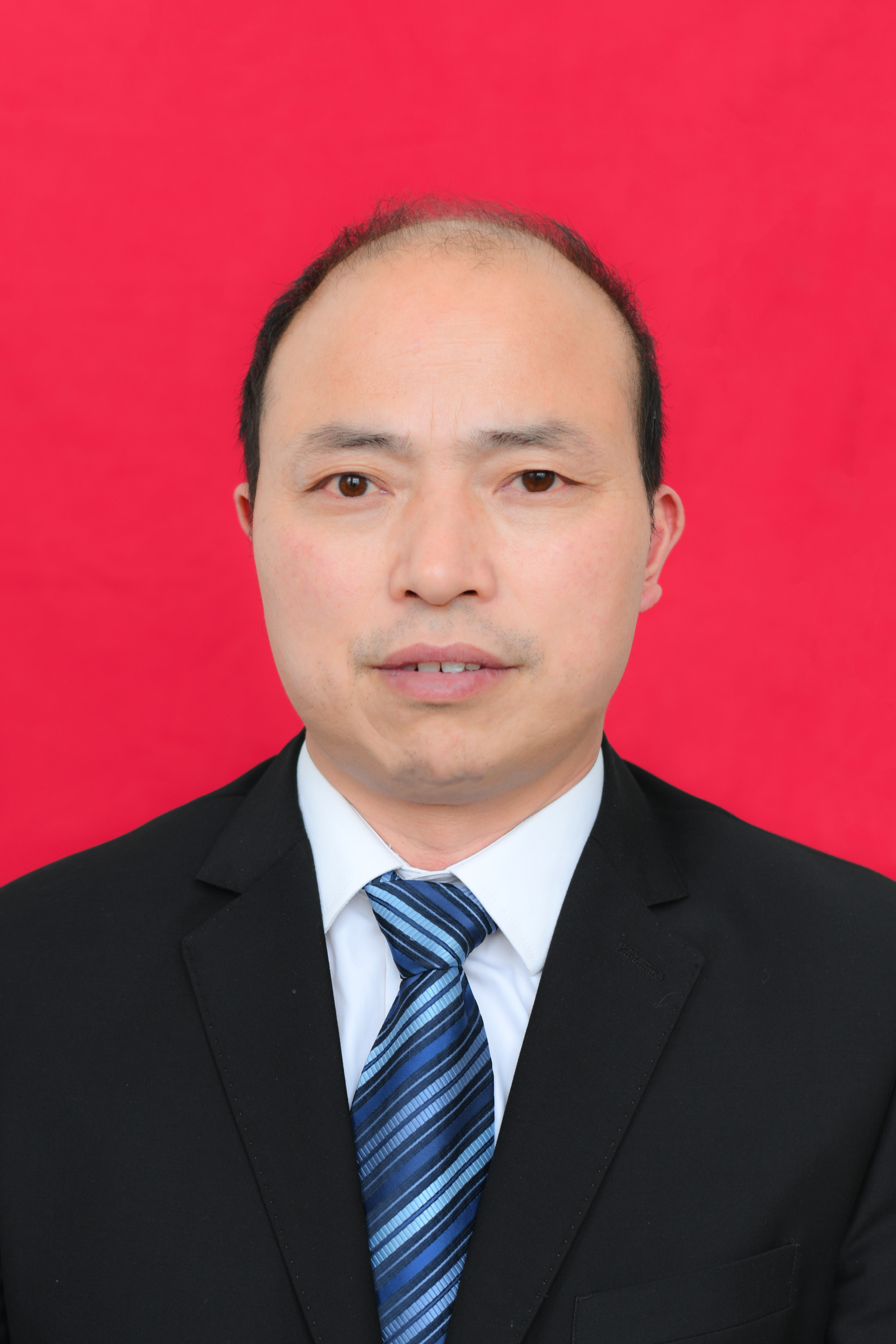 权  政  党委委员、副校长
